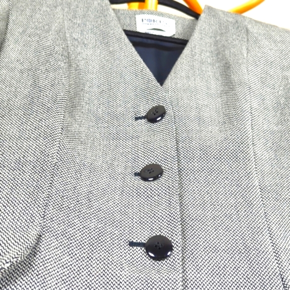 Vintage wool Ports tweed suit jacket and matching skirt - Picture 4 of 11